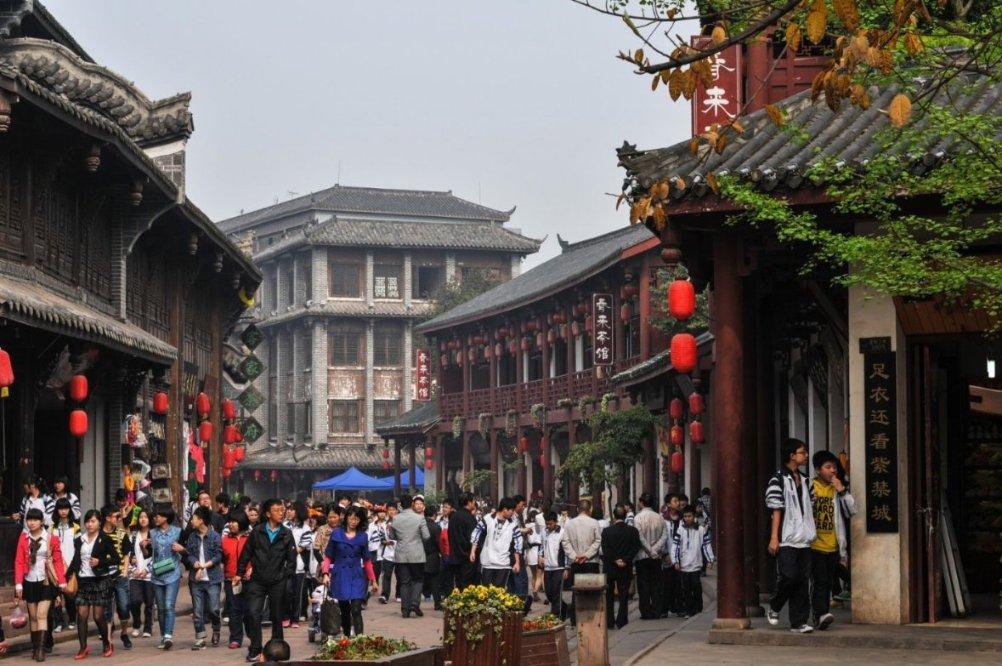 外卖员夫妻因饿极了偷了同行 2 份外卖被抓，你认为值得同情吗？游戏画面