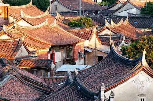 山坡挖出一具明代女尸,容貌被专家复原后,结果却令人哭笑不得